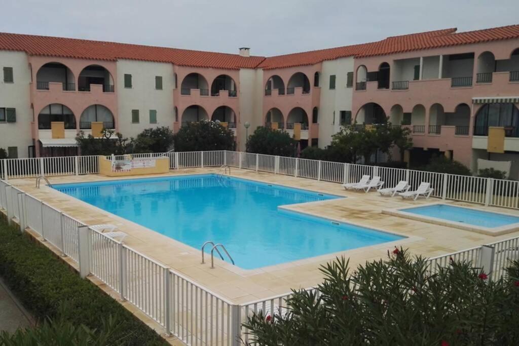 Studio Mezzanine En Residence Avec Piscine Au Village Le Barcarès المظهر الخارجي الصورة